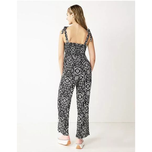 SO Good For Life Black Patterned Smocked Knit Jumpsuit Size Large - Picture 2 of 9